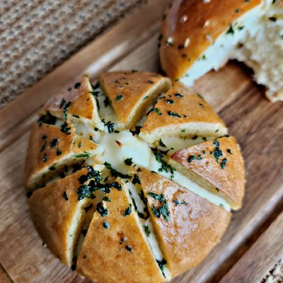 Garlic Cream Cheese Bread
