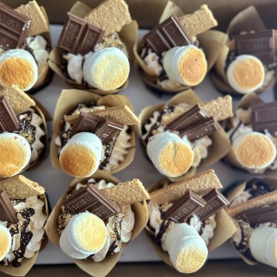 Specialty Frosted & Filled Cupcakes 