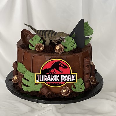 Jurassic Park Drip Cake 