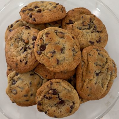 Sourdough Chocolate Chip Cookies - 12 