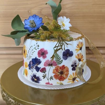 Specialty Cakes 4”, 6”, 8”