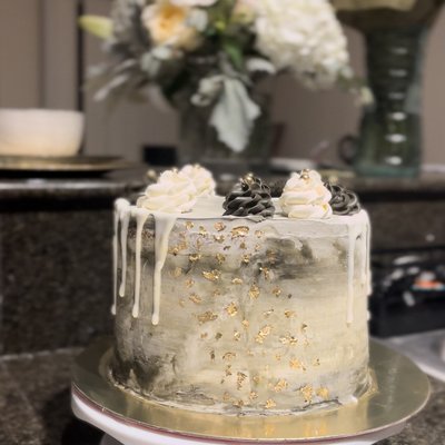 8 In Cake