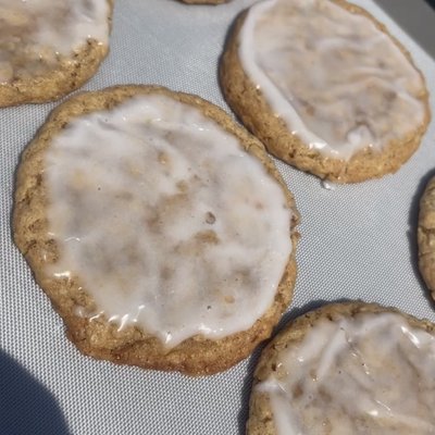 Homemade Iced Oatmeal Cookies 