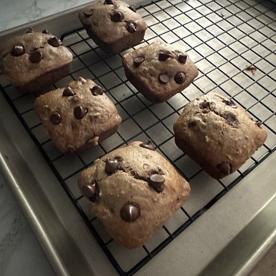 Chocolate Chip Banana Bread Minis