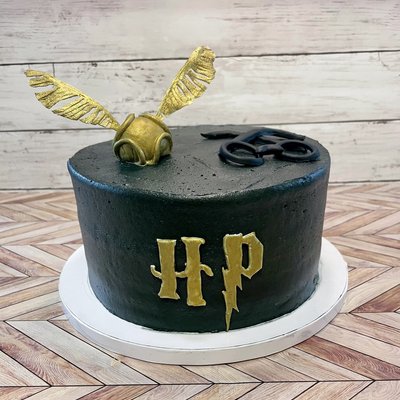 Custom 10 Inch Cake 