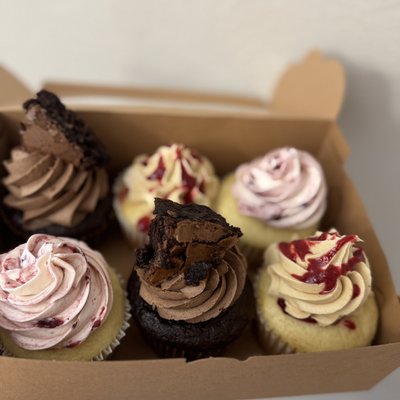 Specialty Cupcakes - Dozen
