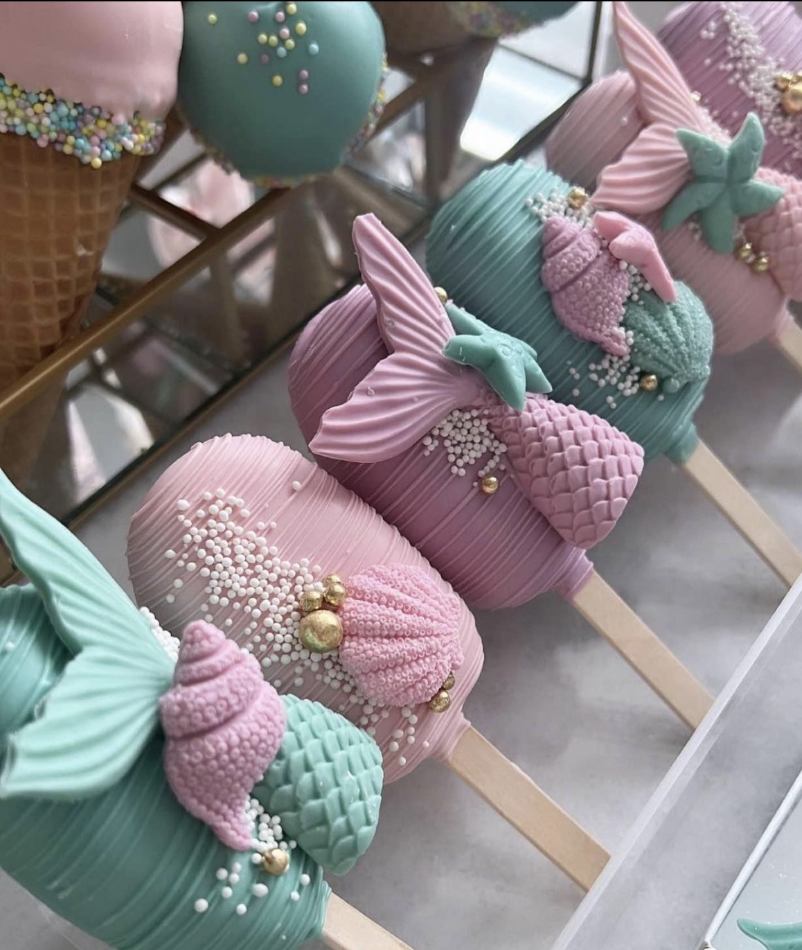 30 Pieces Rice Crispy Lollipops 