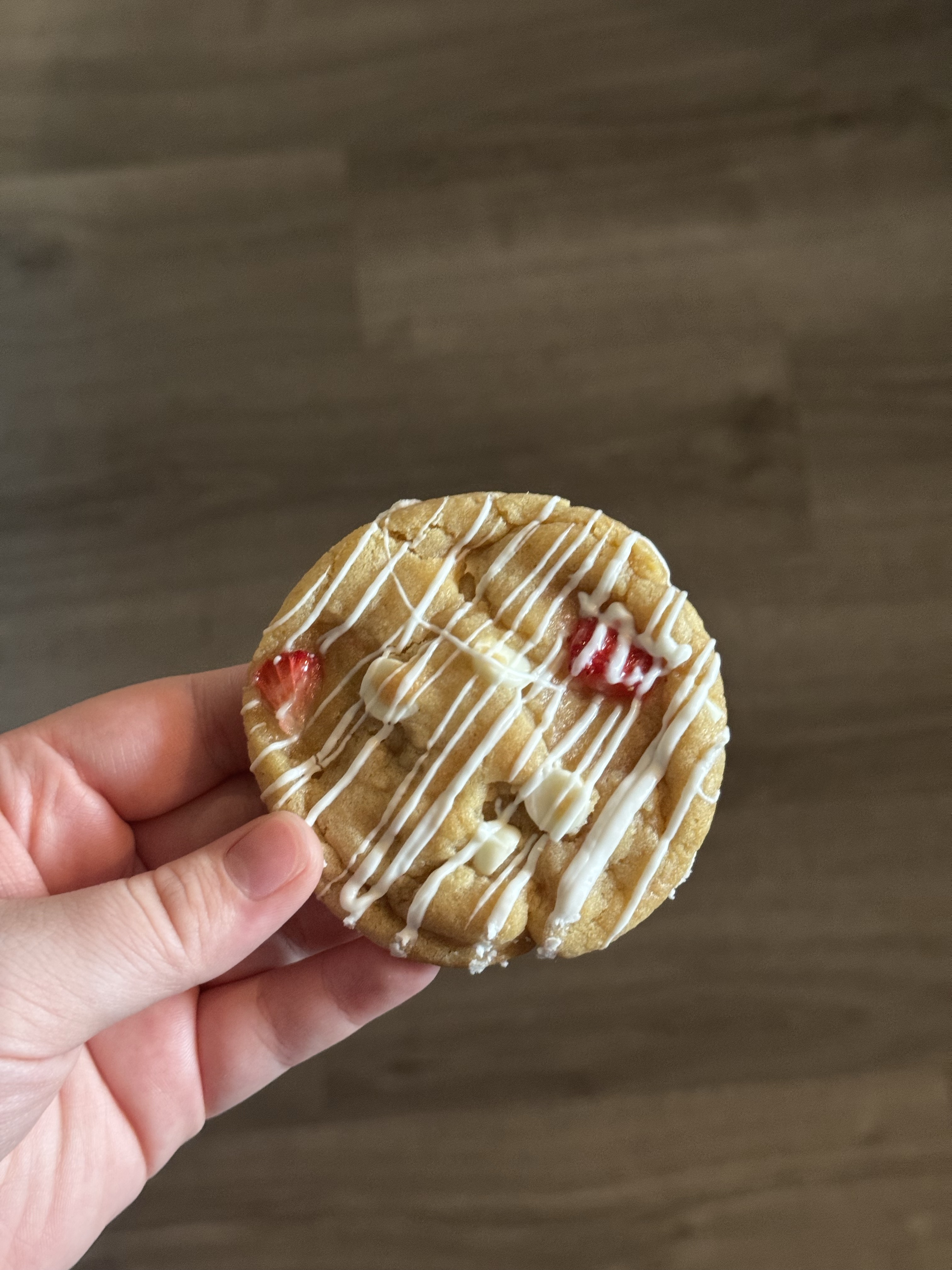 White Chocolate Strawberry Cookies 