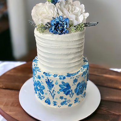 CUSTOM CAKES