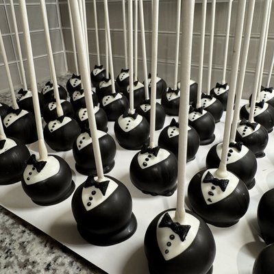 1 Dozen Cake Pops