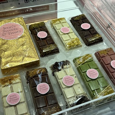 Dark Choc Dubai mini bar