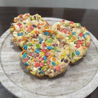 Fruity Pebbles Cookies (4pk)