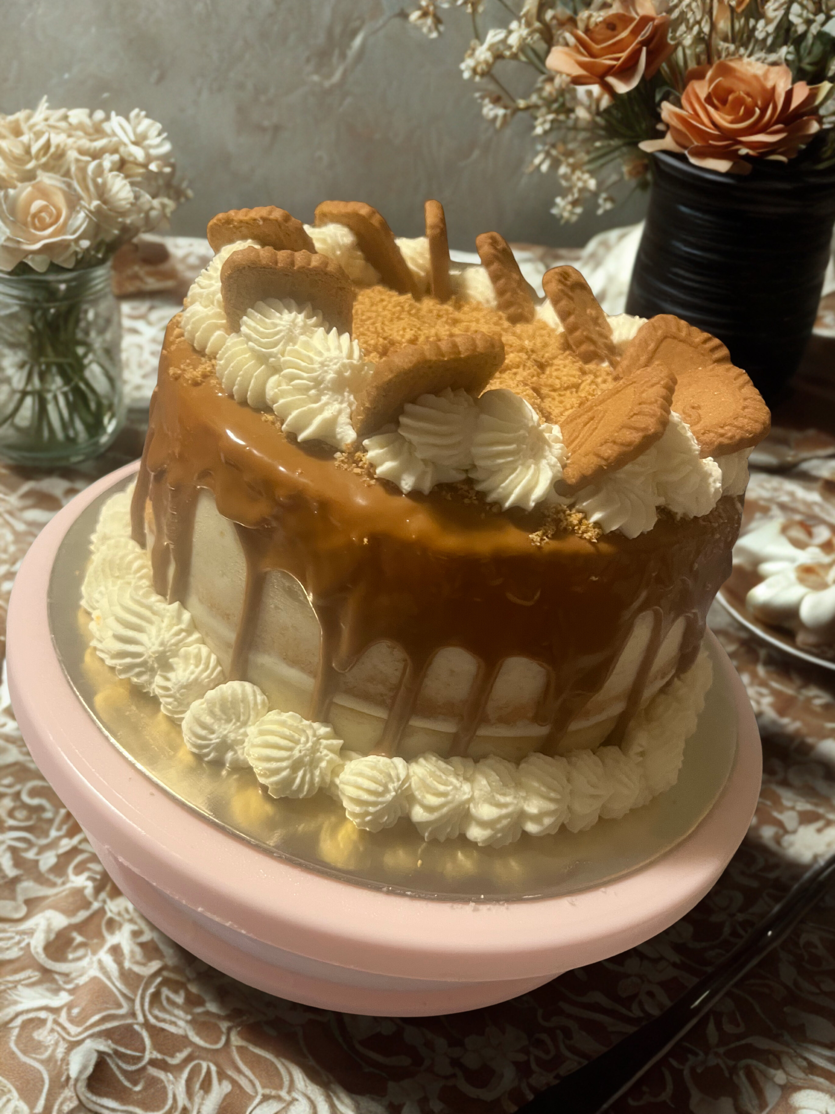 8 inch Biscoff cake 