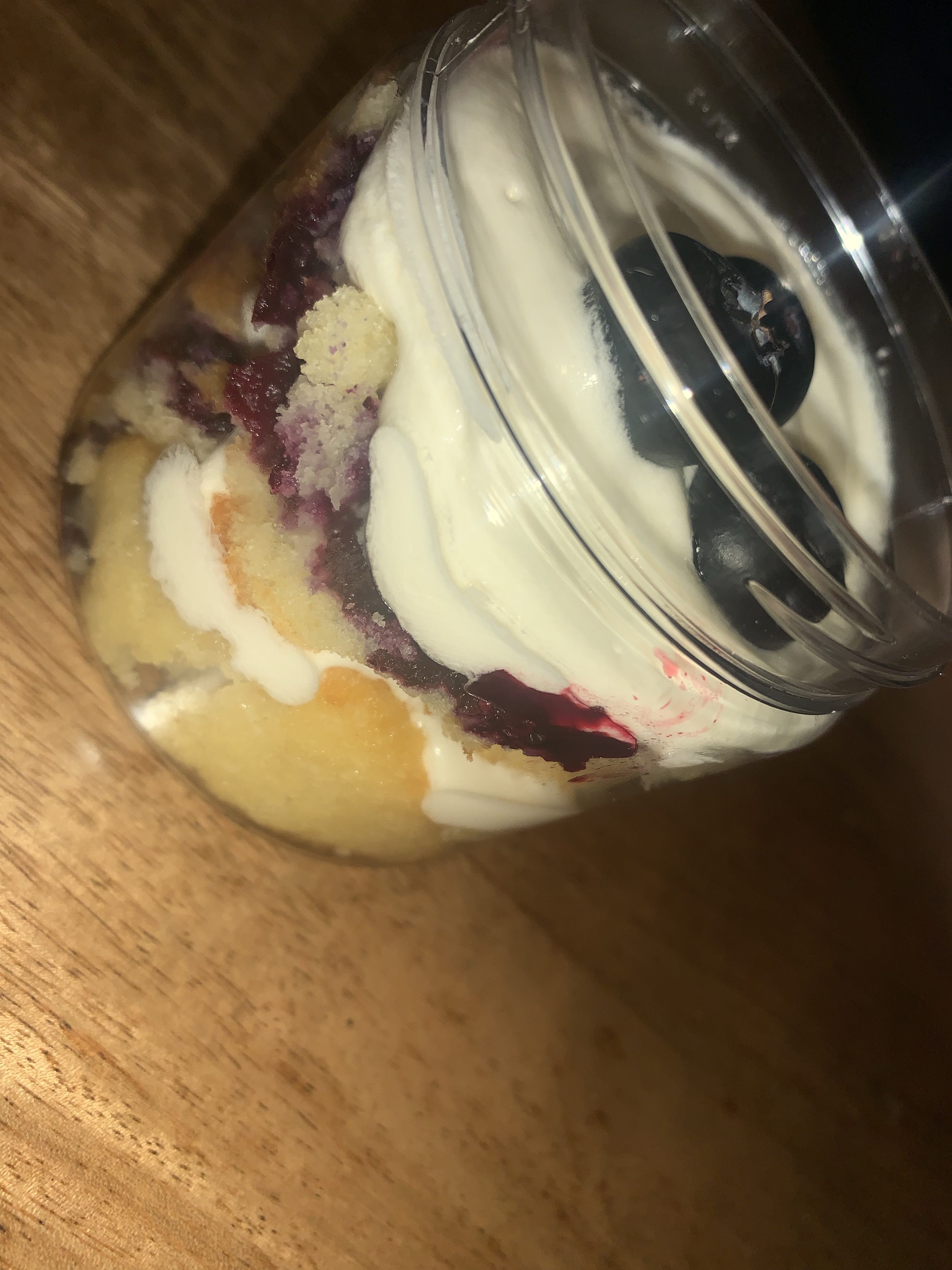 Blueberry Lemonade Cupcake 
