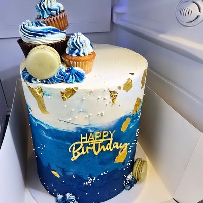 8"×4 Layer Celebration Cake (S.M Buttercream)