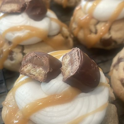 Decked Out Cookies (2 Pack)