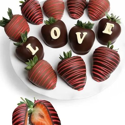 Chocolate Covered Strawberries Box