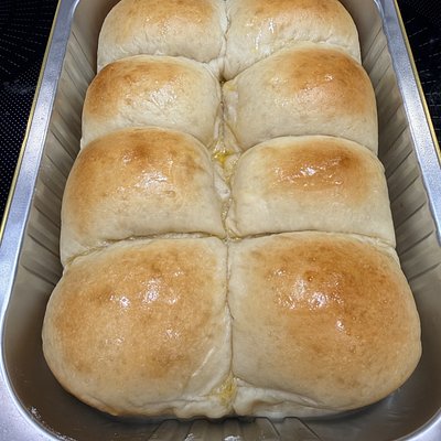 12 Sourdough Dinner Rolls