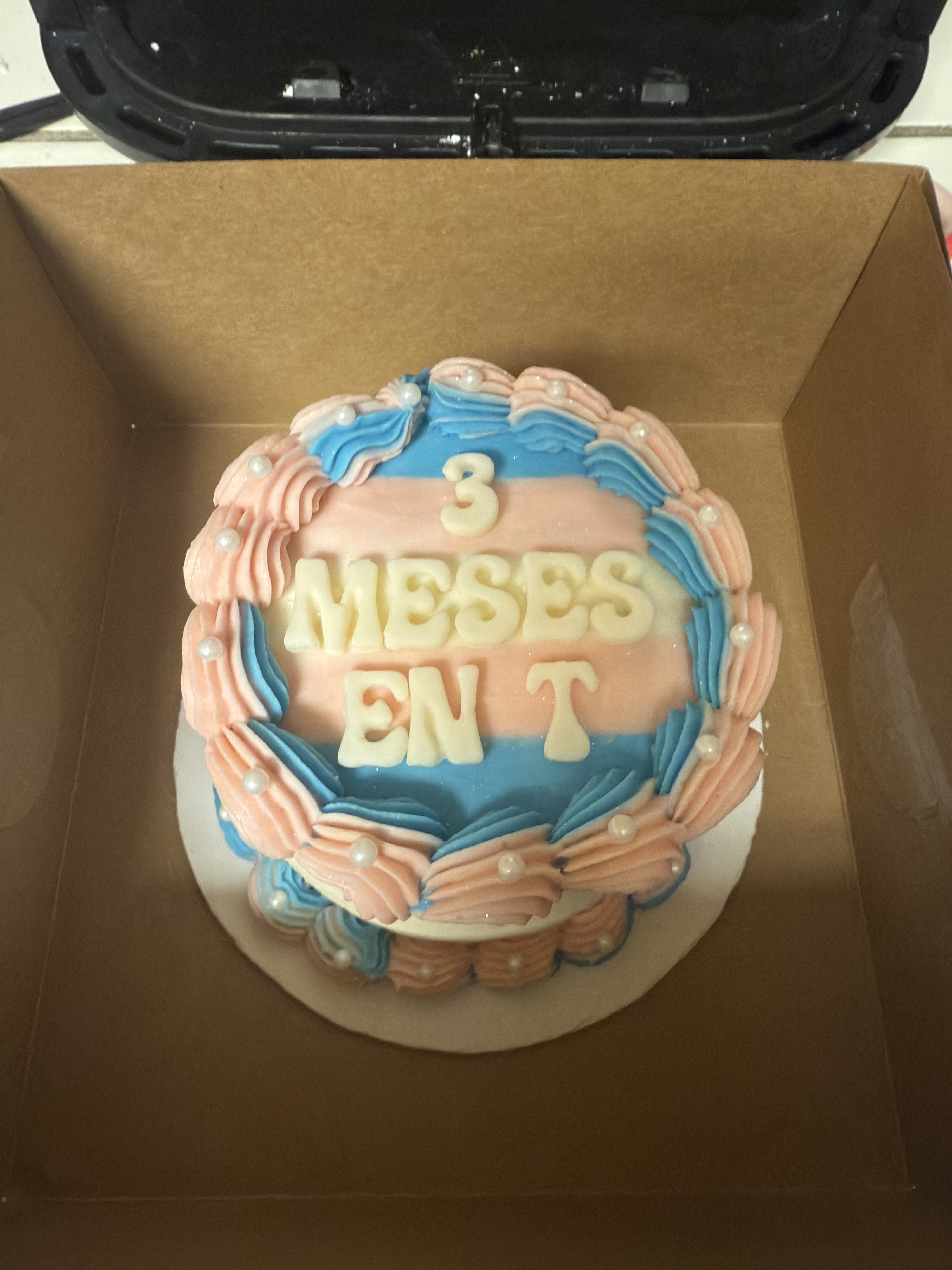 4 Inch Cake 