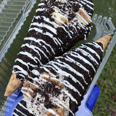 Oreo Cheesecake Stuffed Waffle Cones