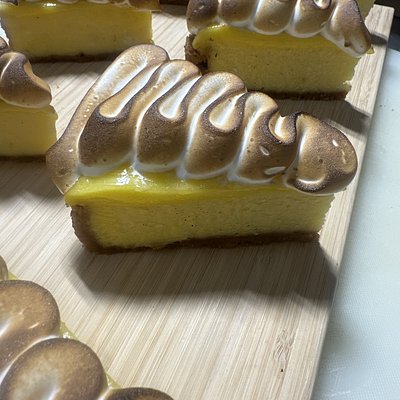 Lemon Meringue Cheesecake 