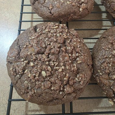 Chocolate Caramel Pecan Cookie 1/2 Dozen (6)
