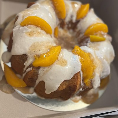 Peach Cobbler Pound Cake 