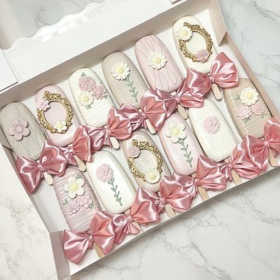 Cakesicles 