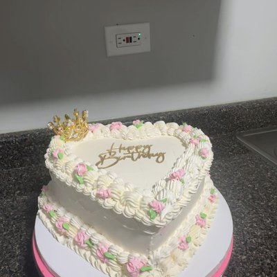 8” Heart Shaped Cake