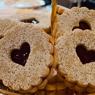 Linzer Cookies 