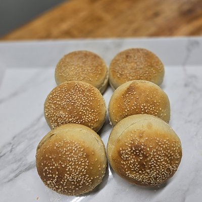 Sesame Seed Sourdough Hamburger Buns 
