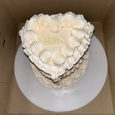 Vintage Heart Cake