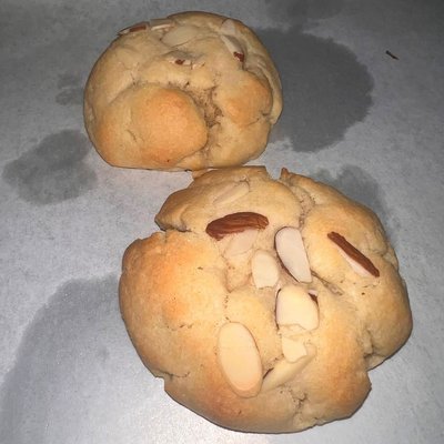 Gourmet Stuffed Almond Cookie