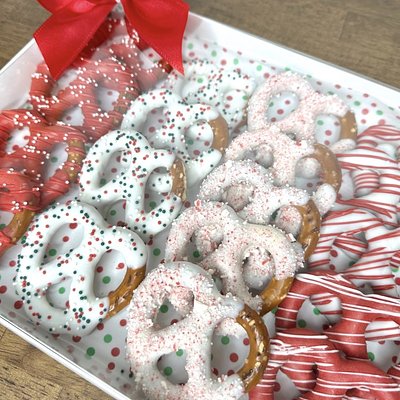 Chocolate Dipped Pretzels 