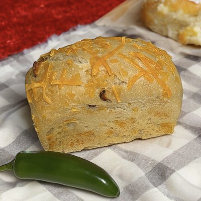 Petite Jalapeno Cheddar Sourdough Loaf (V)