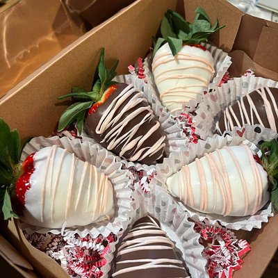 Dipped Berries • 6ct
