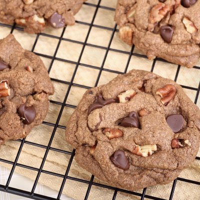 Chocolate Chip With Walnuts and/or Pecans