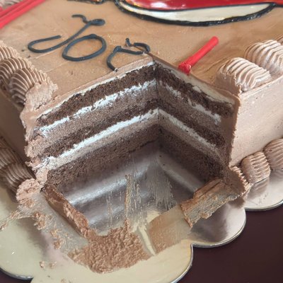 Chocolate cake 🎂 3 layers 10"