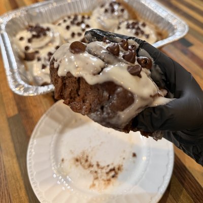 1 Dozen Of Chocolate Rolls🤎