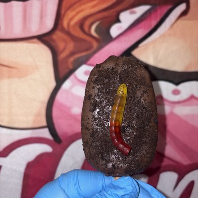Dirt Cake Cakesicle 