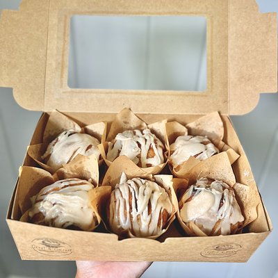 Cinnamon Roll Focaccia Muffins (6ct)