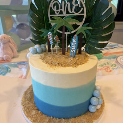 Classic 8 Inch 3 Layer Cake 
