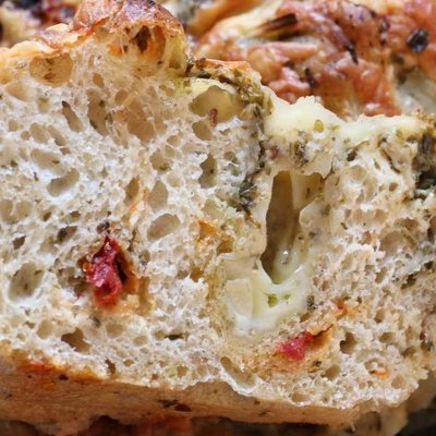 Pesto & Sundried Tomato Focaccia 