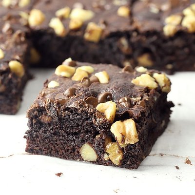 Chocolate Brownies With Walnuts