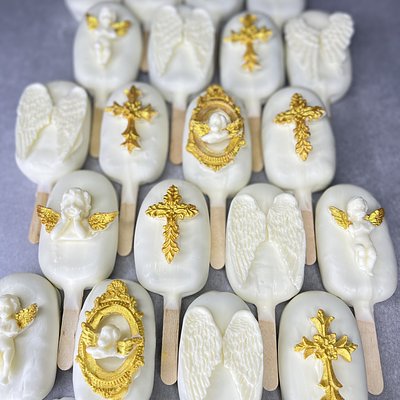 Themed Cakesicles (Dozen) 