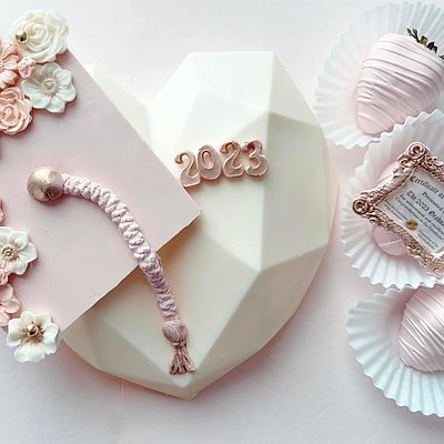 Graduation Heart Breakable 