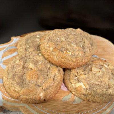 White Chocolate Macadamia Cookies 