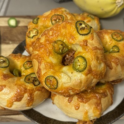 Jalepino Cheddar Cheese Bagels 