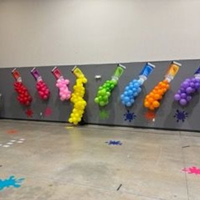 Ballon towers and arches 