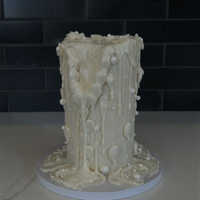4” Customized Cakes